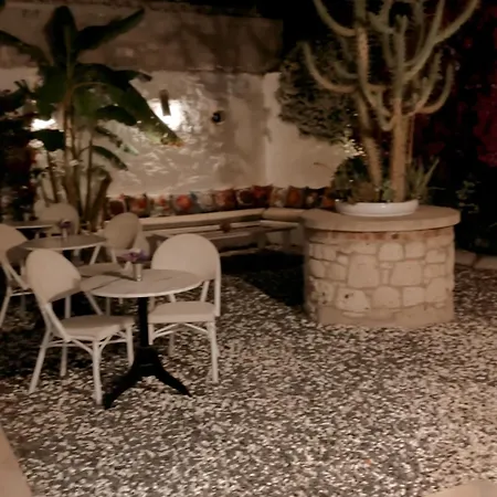 Leonidas Hotel Cesme